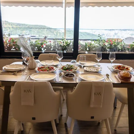 Kan Inn Wlora