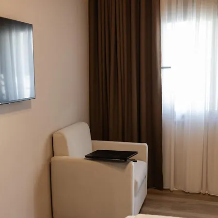 Hotel Kan Inn