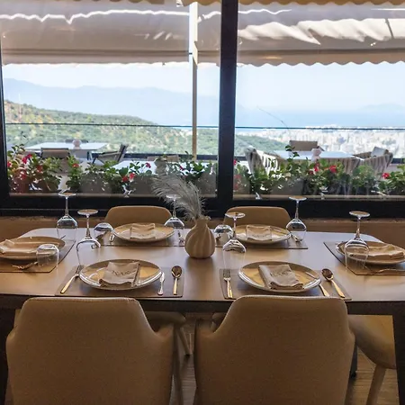 Kan Inn Hotel 5*