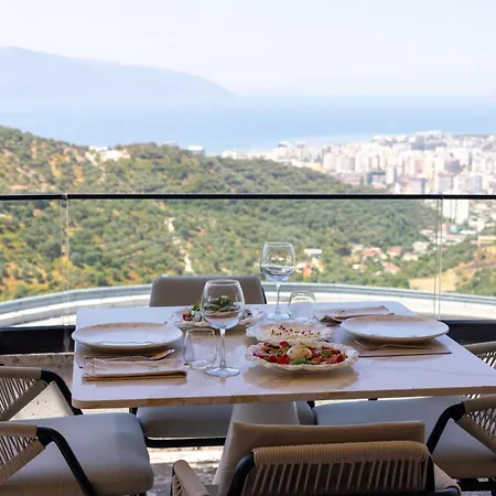 Kan Inn Hotel 5*
